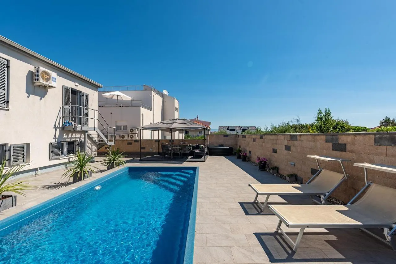 Mery Apartment House Zadar 0*,  Croatia