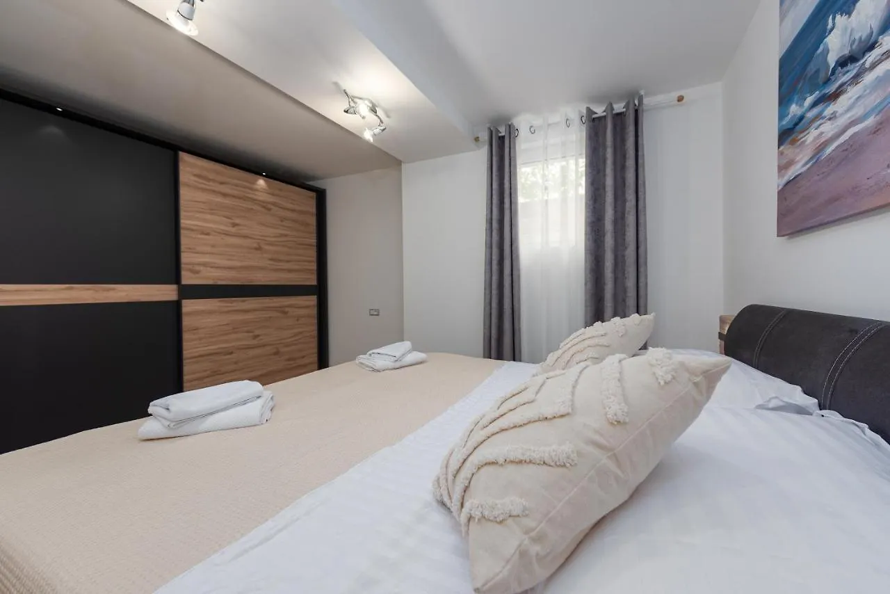 Mery Apartment House Zadar