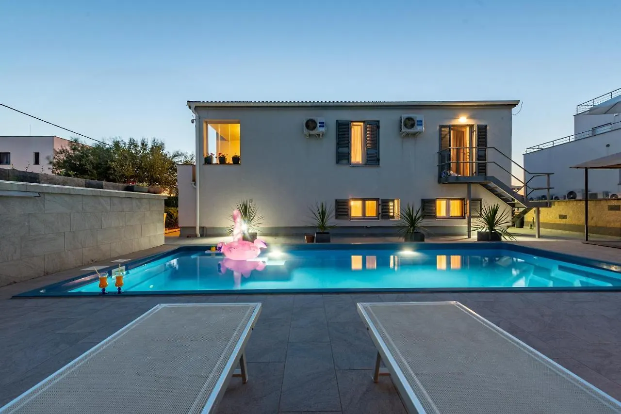 Mery Apartment House Zadar