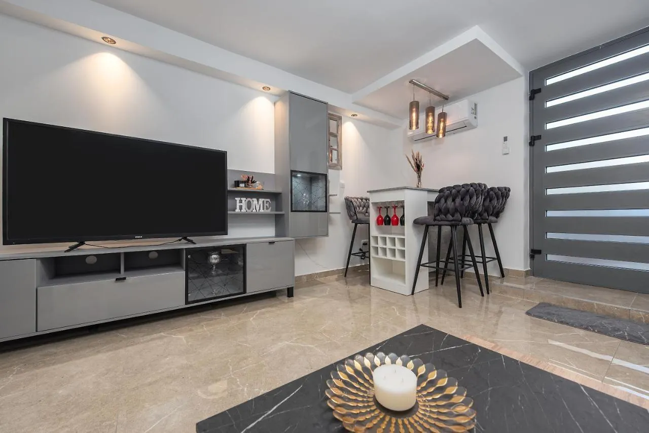 Mery Apartment House Zadar Croatia