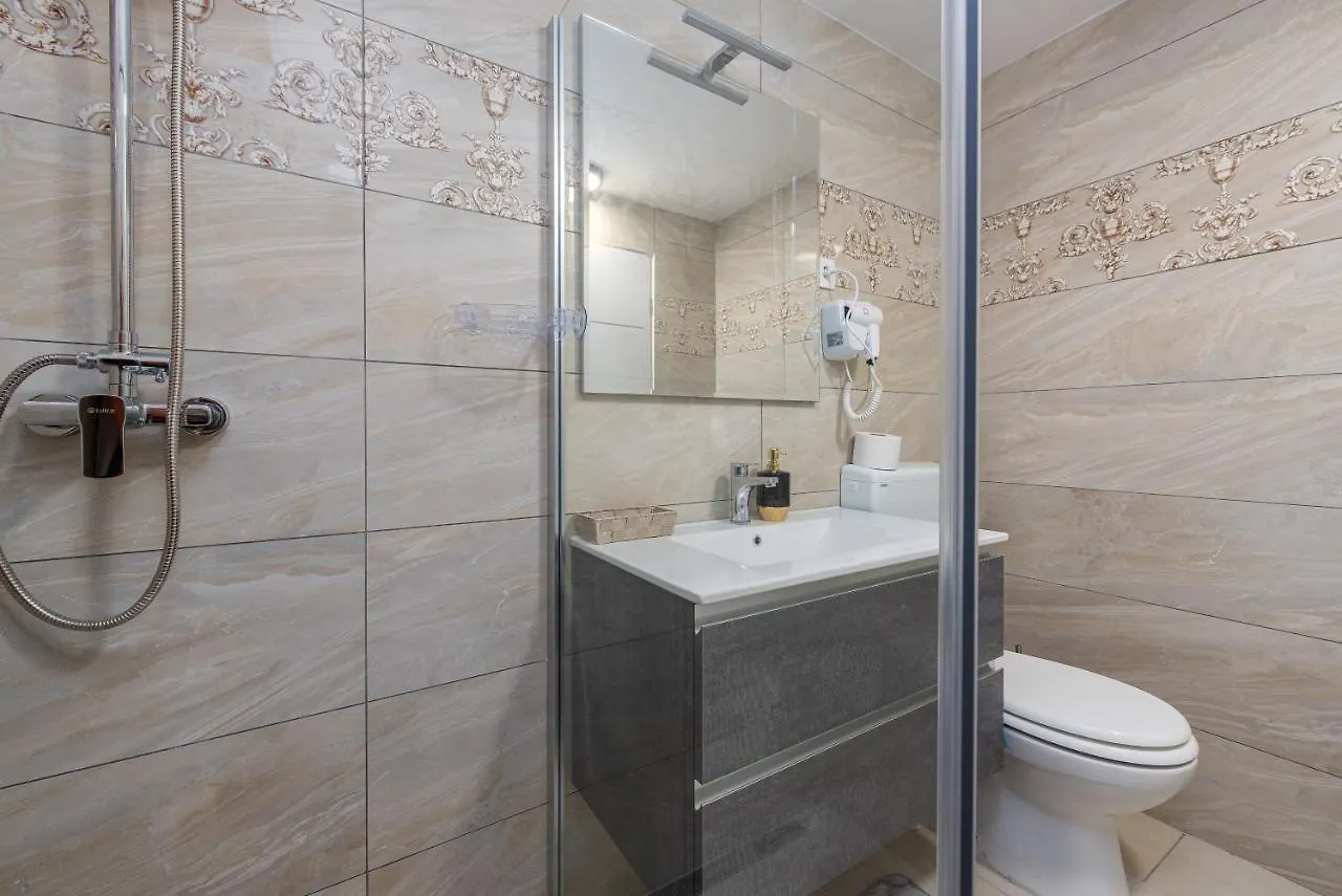 Mery Apartment House Zadar