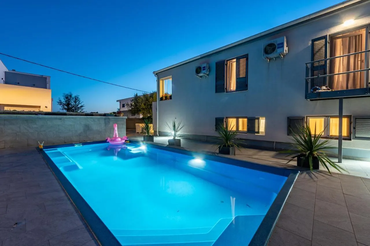 Mery Apartment House Zadar