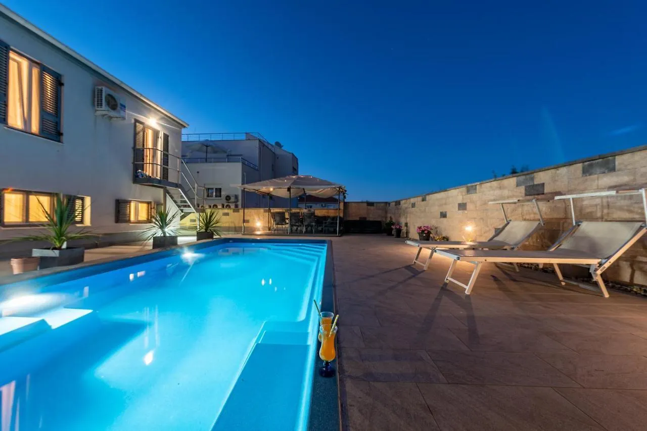 Mery Apartment House Zadar Croatia